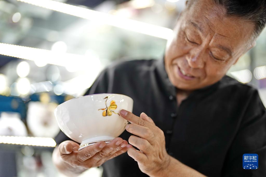 亚洲真人赌博